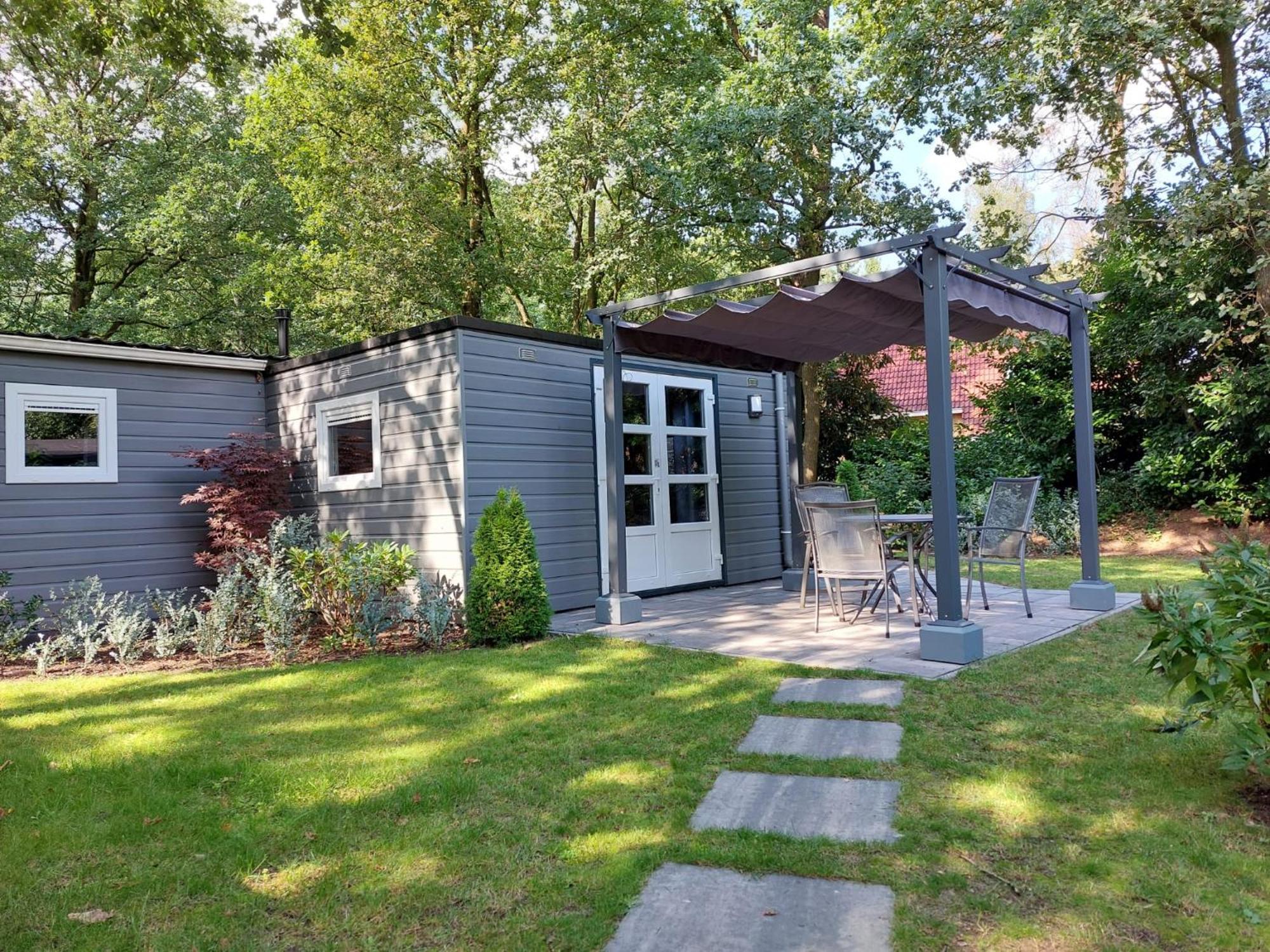 Вилла 2 -3 Persoons Chalet In Bosrijk Park Kempenbos-Duc De Brabant Diessen Экстерьер фото